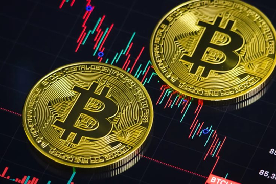 Bitcoin vừa mất mốc 70.000 USD, chuyên gia gióng cảnh báo: 'Đợt sụt sâu sắp tới'