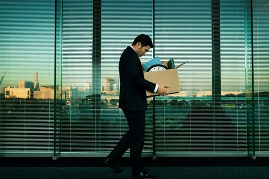 Hơn 100.000 người mất việc chỉ trong 1 tháng, làn sóng thất nghiệp tồi tệ nhất sau gần 2 thập kỷ vì AI