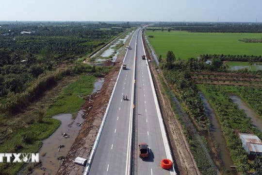 DN đại gia Xuân Trường làm cao tốc Ninh Bình - Hải Phòng 7.000 tỷ: Vì sao bị cảnh báo?