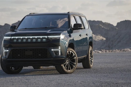 Lỗ nặng vì làm xe điện, hãng ô tô nổi tiếng ‘đốt’ 26 tỷ USD để quay về làm xe xăng, tân CEO thừa nhận sai lầm