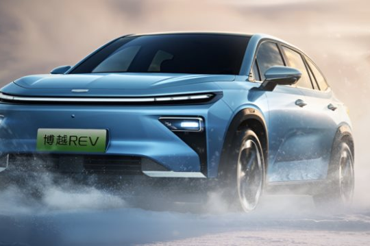 Hãng xe Trung Quốc xây nhà máy tại Việt Nam ra mắt SUV EREV, tổng phạm vi hoạt động lên đến 1.525 km
