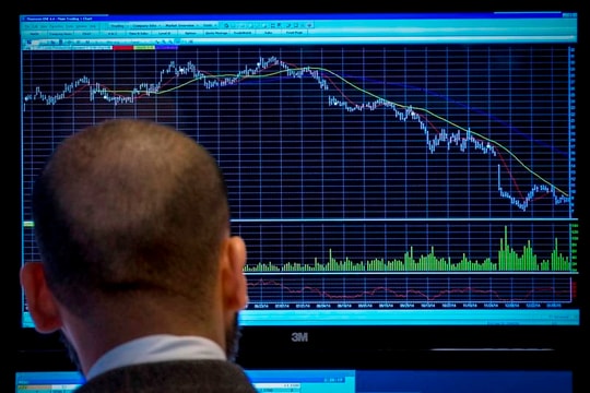 Trung Quốc làm gì mà khiến thị trường kim loại toàn cầu chao đảo?