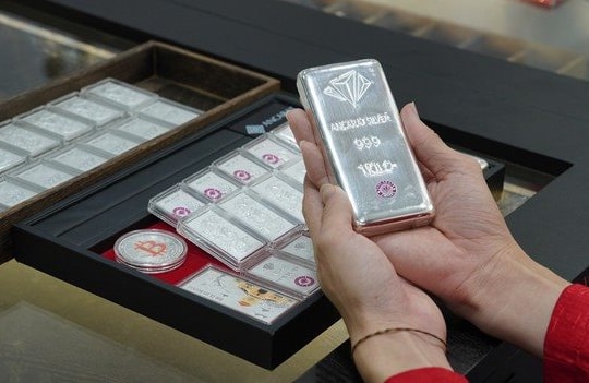 Giá bạc sáng 10/2 giữ quanh mốc 84 triệu đồng/kg