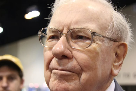 Không phải vàng, Warren Buffett bán 12,5 tỷ USD cổ phiếu để đầu tư 1 loại tài sản ngắn hạn sinh lời cao, ít rủi ro, đảm bảo thu hồi vốn ngay trước khi nghỉ hưu