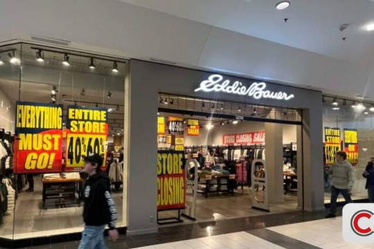 Thương hiệu đồ thể thao 100 năm tuổi vừa chính thức nộp đơn xin phá sản, đang cân nhắc bán toàn bộ 220 cửa hàng