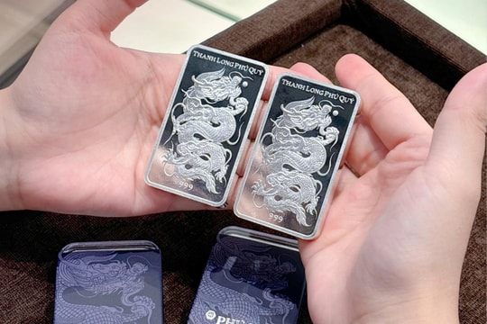 Giá bạc biến động sau tín hiệu kinh tế Mỹ