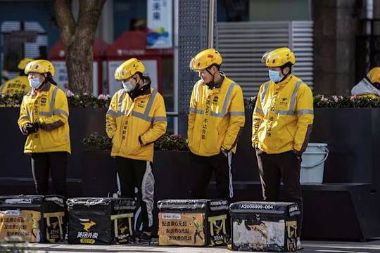 Một "đội quân áo vàng" rất mạnh của Trung Quốc sắp tung hoành đường phố Việt Nam: Loạt ông lớn phải lo sợ?