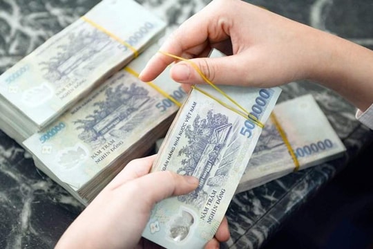 Đầu năm Bính Ngọ: Giữ tiền mặt, mua vàng hay xuống tiền bất động sản?