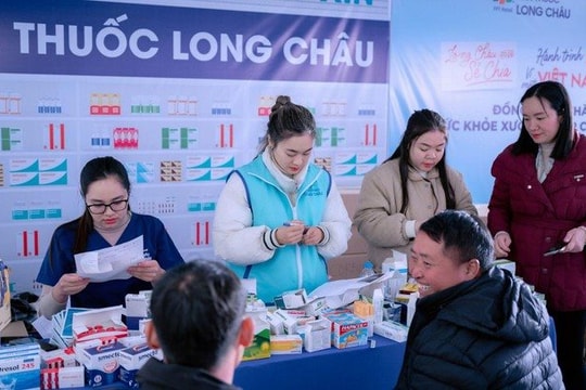 Long Châu chân thành gửi trao Tết ấm, Tết khỏe mạnh đến bà con mọi miền