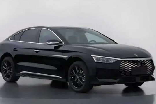 BYD ra mắt xe điện phục vụ thị trường gọi xe, một lần sạc đi 605 km
