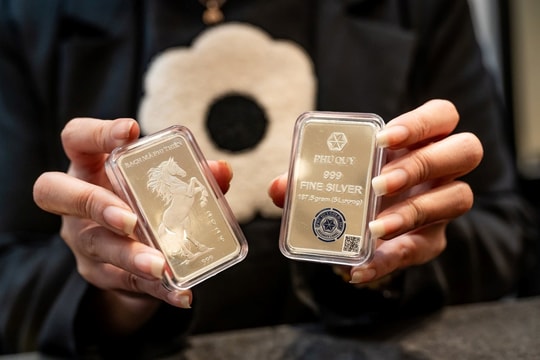 Từ quan niệm phong thủy, có nên mua bạc đầu năm?