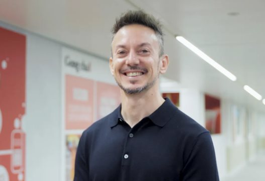 Bỏ việc ngân hàng lương triệu đô đi bán trà sữa trân châu, doanh nghiệp phát tài, doanh thu hơn 500 triệu USD/năm