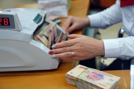 Từ hôm nay 23/2, một ngân hàng Big4 cộng lãi suất cho khách hàng gửi tiết kiệm