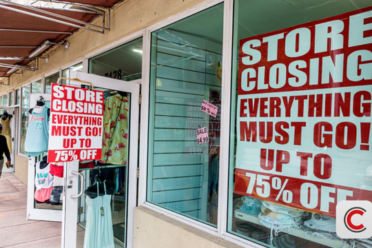 Thêm 1 thương hiệu thời trang 150 tuổi đóng cửa hàng trăm chi nhánh, xả kho giảm giá 75% vì khó khăn 