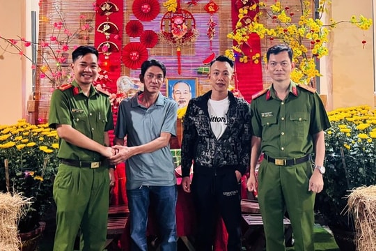 Vừa nhận 200 triệu đồng chuyển khoản thành công: Thanh niên SN 1996 bị công an yêu cầu giữ nguyên hiện trạng số tiền để tìm người đã giao dịch