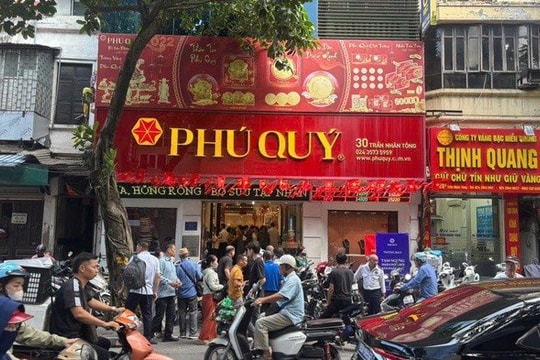 Giá bạc tăng mạnh