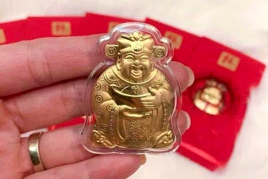 Giá vàng bất ngờ sụt giảm trong ngày vía Thần Tài