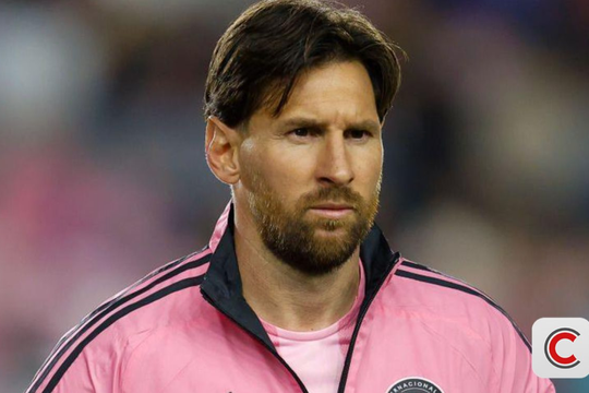 Lionel Messi: 'Tôi hối hận vì không học tiếng Anh'