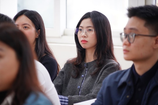 1 ĐH tuyển dụng giảng viên với mức lương lên đến 100 triệu đồng/tháng: Bằng Tiến sĩ, IELTS 7.0 mới chỉ là điều kiện cần 