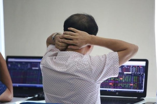 Chứng khoán đánh rơi gần 80 điểm sau 2 phiên: Chuyên gia đưa ra khuyến nghị quan trọng