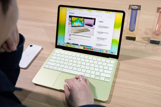 Đánh giá ban đầu về chiếc MacBook rẻ chưa từng có vừa ra mắt: Hoàn thiện chuẩn 'DNA Apple', phù hợp cho học sinh, sinh viên  