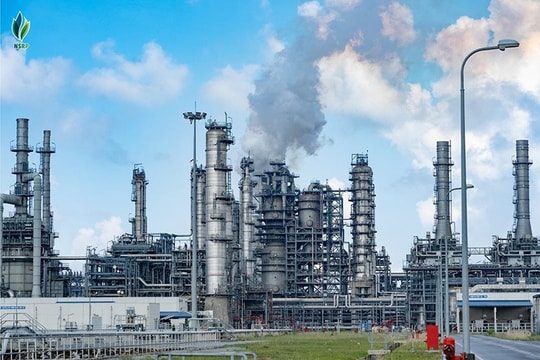 Tiến sĩ Nguyễn Hồng Minh giải thích: Việt Nam có 2 nhà máy lọc dầu lớn, tại sao vẫn phải nhập khẩu xăng dầu? 