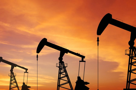 Sự kiện điên rồ chưa từng có của thị trường năng lượng: 6 năm trước, giá dầu âm, người bán phải trả tiền để đẩy dầu đi