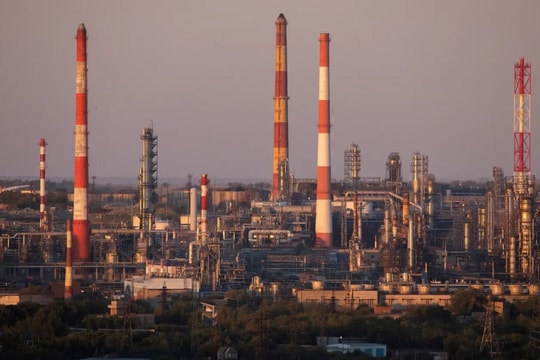 Xung đột Iran leo thang – cái tên ít ai nhắc đến này đang hưởng lợi lớn 