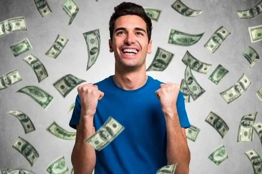 Hàng loạt cổ phiếu đón tin vui: Lãnh đạo và người thân sắp chi tiền tỷ “bắt đáy”