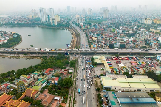 Vingroup của tỷ phú Phạm Nhật Vượng cùng một xã Hà Nội lấy ý kiến về mở rộng trục đường dài hơn 36km, vốn đầu tư 153.000 tỷ đồng, chạy qua 21 xã, phường