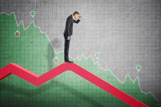 Chứng khoán hồi phục với thanh khoản thấp, điều gì đang diễn ra?