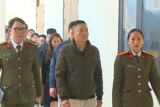 Bắt Giám đốc phòng khám Hoàng Minh Đường: Bán thuốc xương khớp 'gia truyền' giả, thu 227 tỷ từ 80.000 nạn nhân