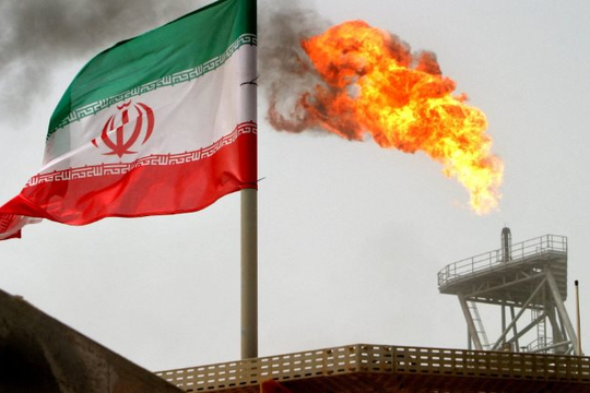 Iran ‘bật đèn xanh’ cho các tàu chở dầu treo cờ một quốc gia châu Á đi qua eo biển Hormuz?