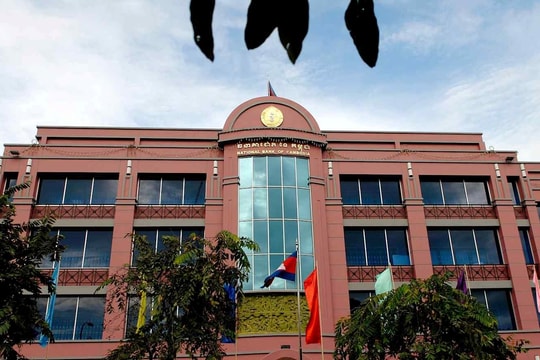 Nợ xấu tăng báo động, Campuchia vừa thực hiện việc chưa từng có trong lịch sử