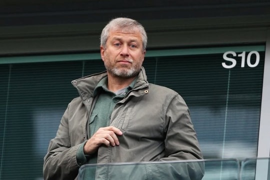 Bị ép chuyển hết hơn 3 tỷ USD tiền mặt bị phong tỏa cho Ukraine, tỷ phú Nga đáp trả cứng rắng yêu cầu của một nước G7, quyết "theo tới cùng"