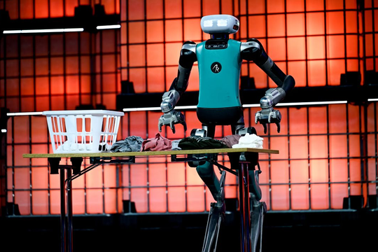 5 triệu robot với chi phí 2 USD/giờ sắp đặt dấu chấm hết cho nhân công giá rẻ trong nhà máy, làm 8 tiếng/ngày, không nghỉ ốm hay đòi tăng lương