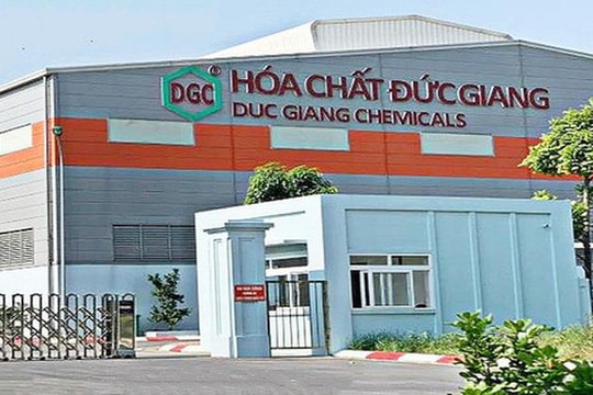 Cổ phiếu Hóa chất Đức Giang bị bán tháo 