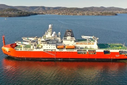 Cuba thiếu nhiên liệu trầm trọng, một tàu chở 730.000 thùng dầu thô bất ngờ tiến đến