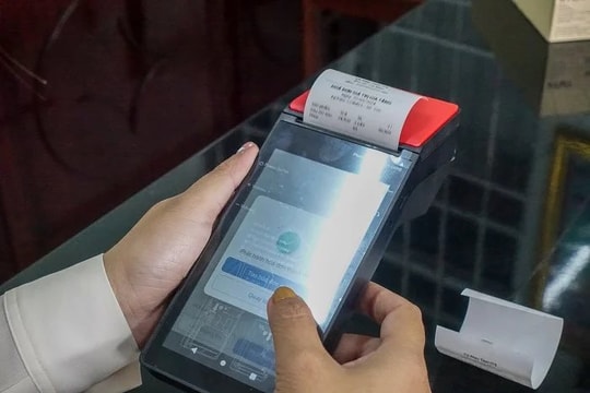 Mỗi ngày bán 1.000 đơn hàng trên sàn thương mại điện tử, có được ghi “người mua không lấy hóa đơn” và gộp hóa đơn? Cơ quan Thuế giải đáp