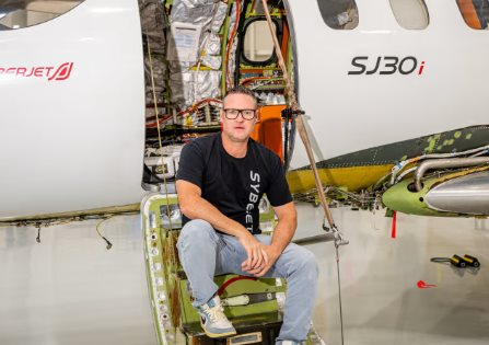 Sự trở lại của một CEO tội đồ: Từng bị cáo buộc lừa dối nhà đầu tư, nay 'quay xe' điều hành 1 công ty máy bay suốt 40 năm chỉ bán 4 chiếc 