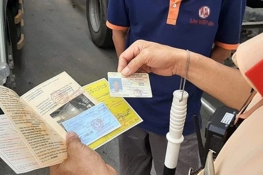 Công an có lưu ý quan trọng về giấy tờ đăng kiểm, tất cả chủ xe ô tô cần biết