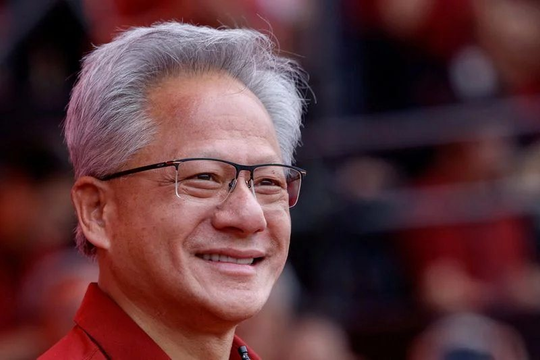 Một thứ đang được Jensen Huang "khen tận mây xanh", đến người Trung Quốc cũng phát cuồng: Phép màu gì vậy?