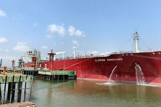 Thêm 48.000 tấn khí dầu mỏ hóa lỏng từ nước top 1 thế giới về LPG dự kiến về Việt Nam ngay tháng sau