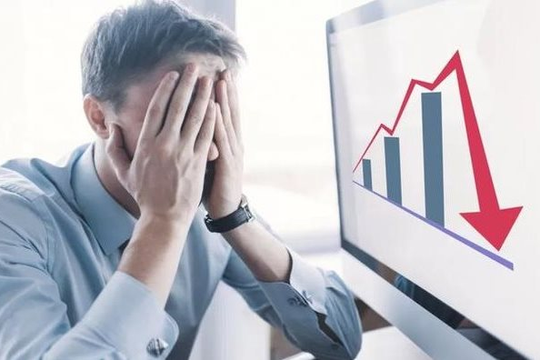 Hai cổ phiếu Bluechips bị khối ngoại “xả” gần 700 tỷ trong ngày VN-Index lao dốc