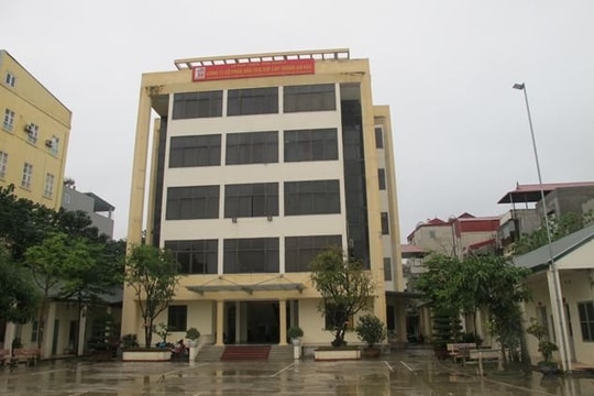 Thành viên HĐQT một doanh nghiệp trên sàn xin từ nhiệm để làm Quân nhân chuyên nghiệp