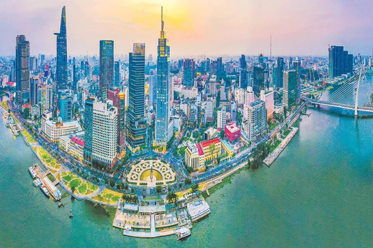 PGS.TS Trần Đình Thiên: Rất gấp, Việt Nam phải làm ngay điều này để thành công như Nhật Bản, Hàn Quốc và Singapore