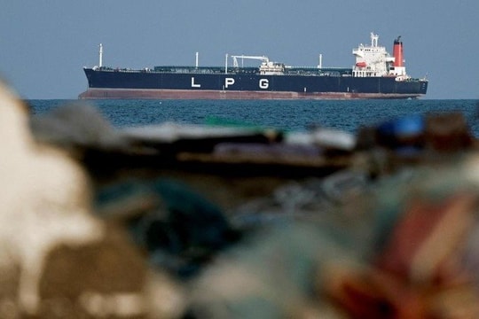 Mỹ 'bật đèn xanh', Ấn Độ lập tức 'chốt đơn' lô LPG 'quý như vàng' từ Iran giữa khủng hoảng năng lượng