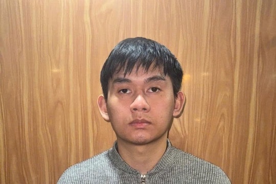 Phát hiện 14 lần giao dịch với tổng số tiền hơn 16 triệu đồng trong một ngày, Công an khởi tố thanh niên SN 2006 ở Hà Nội 
