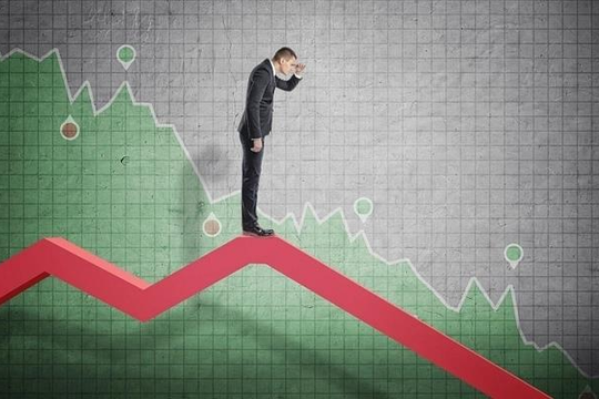 Góc nhìn chuyên gia: Giai đoạn biến động mạnh chưa chắc kết thúc, kịch bản VN-Index lùi về 1.570 điểm cần được tính đến