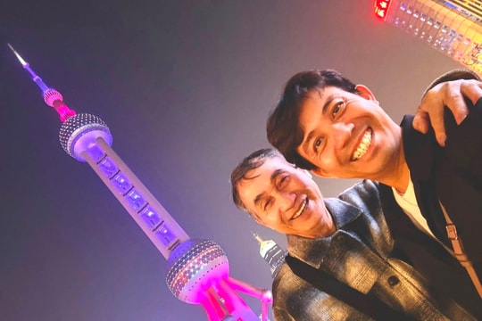 Mối quan hệ của cụ ông U80 sở hữu đế chế ngành nhựa và con trai
